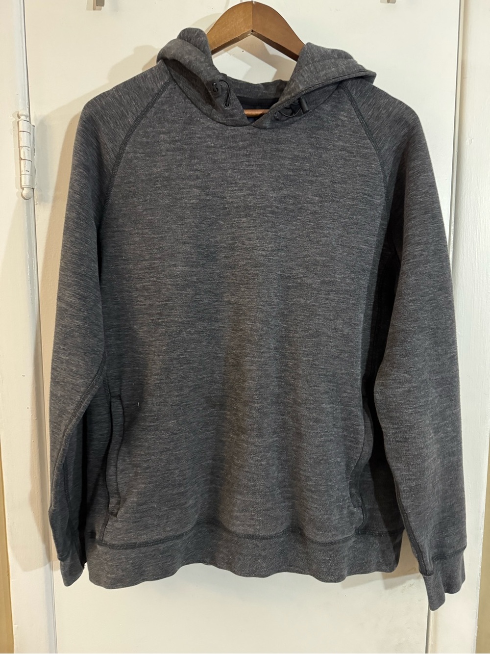 American Eagle Outfitters Heathered Charcoal Hooded Sweatshirt